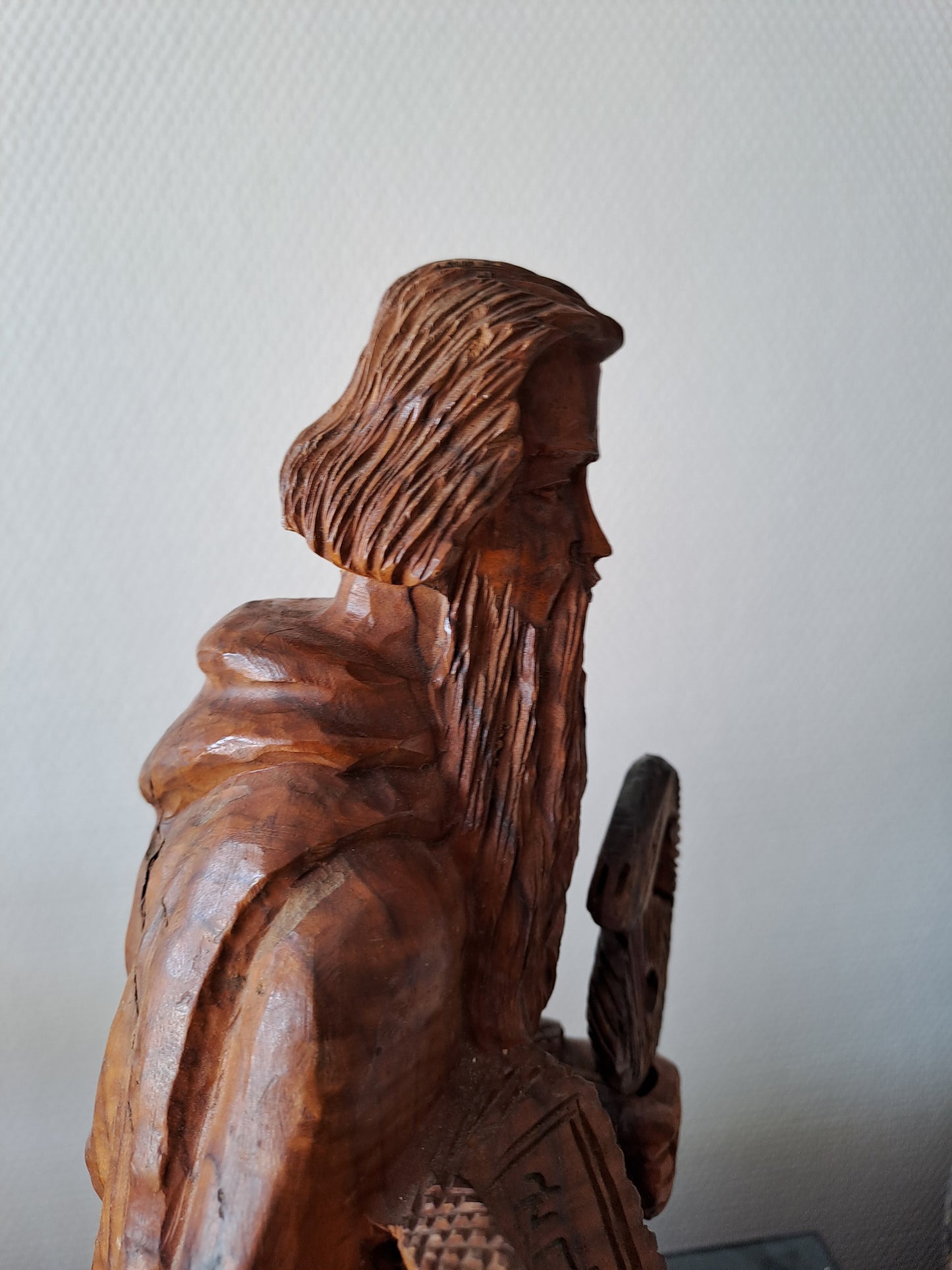 Statue/ Sculpture en bois représentant Moïse avec les tables de la lois et le serpent d'airain. Ancien decoration vintage catholique.