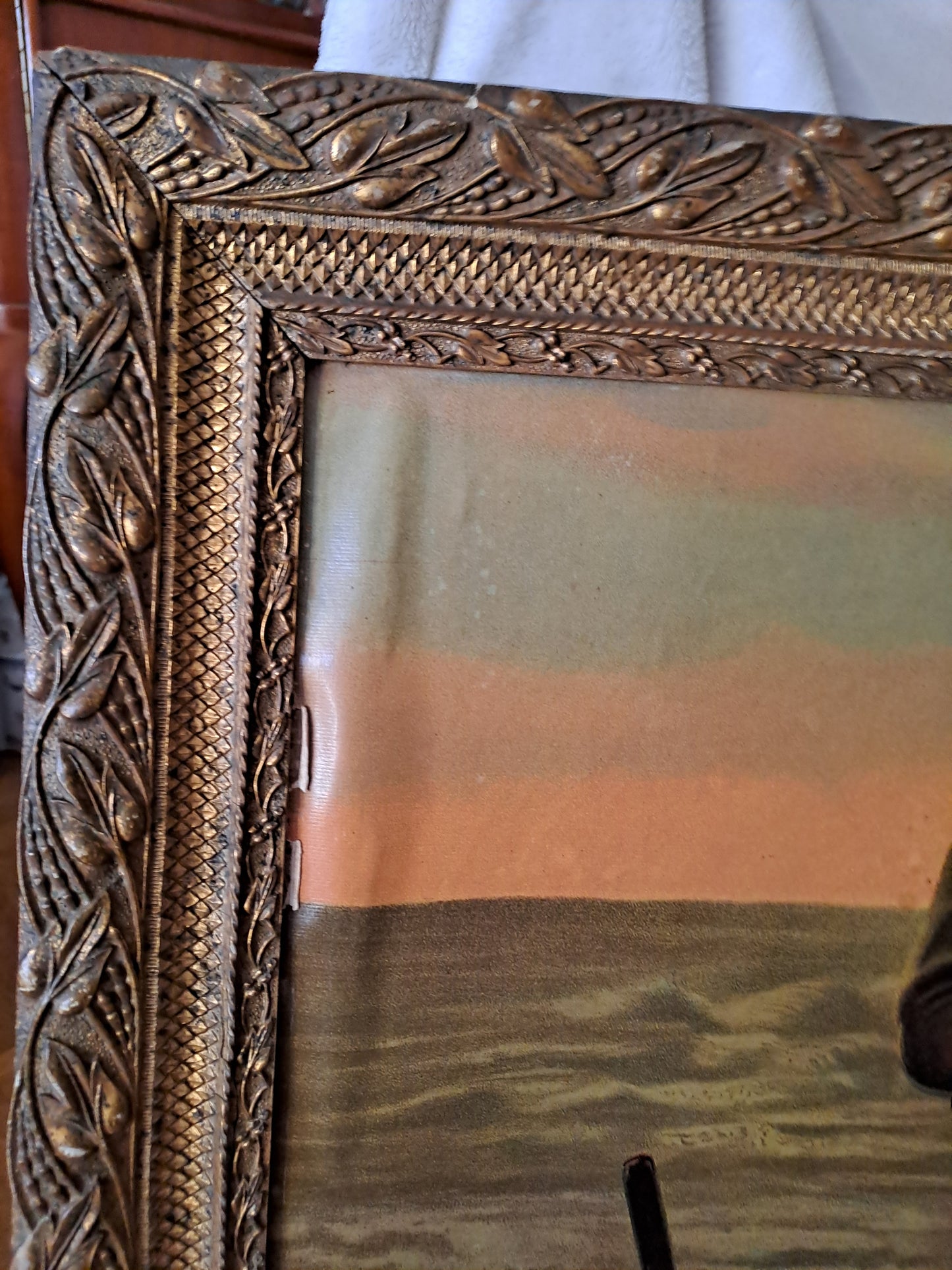 L'angélus. Chromolithographie d'après Millet. 82 cm X 60.5 cm.