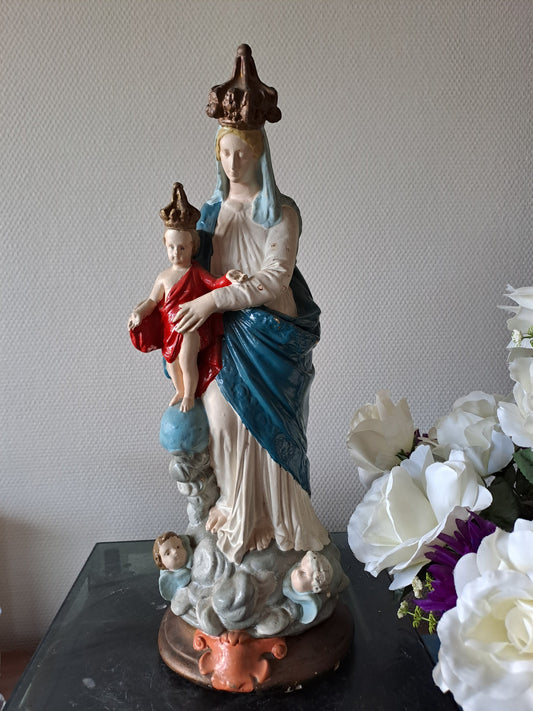 Statue représentant Notre-Dame des Victoires. 46 cm de haut. N°2. Ancien Vintage catholique. 