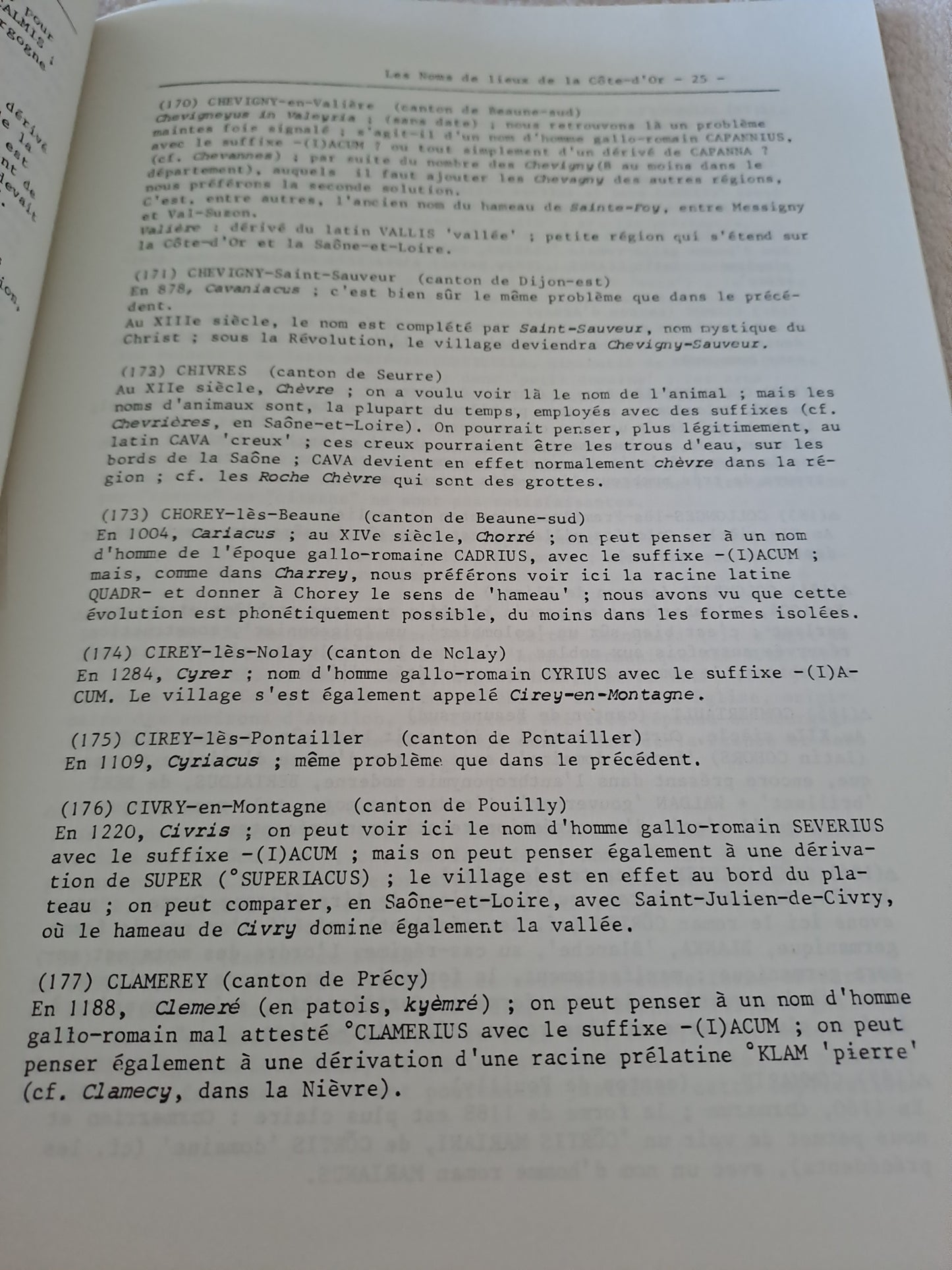 Livre. Les noms de lieux de Bourgogne. La Côte-d'Or.