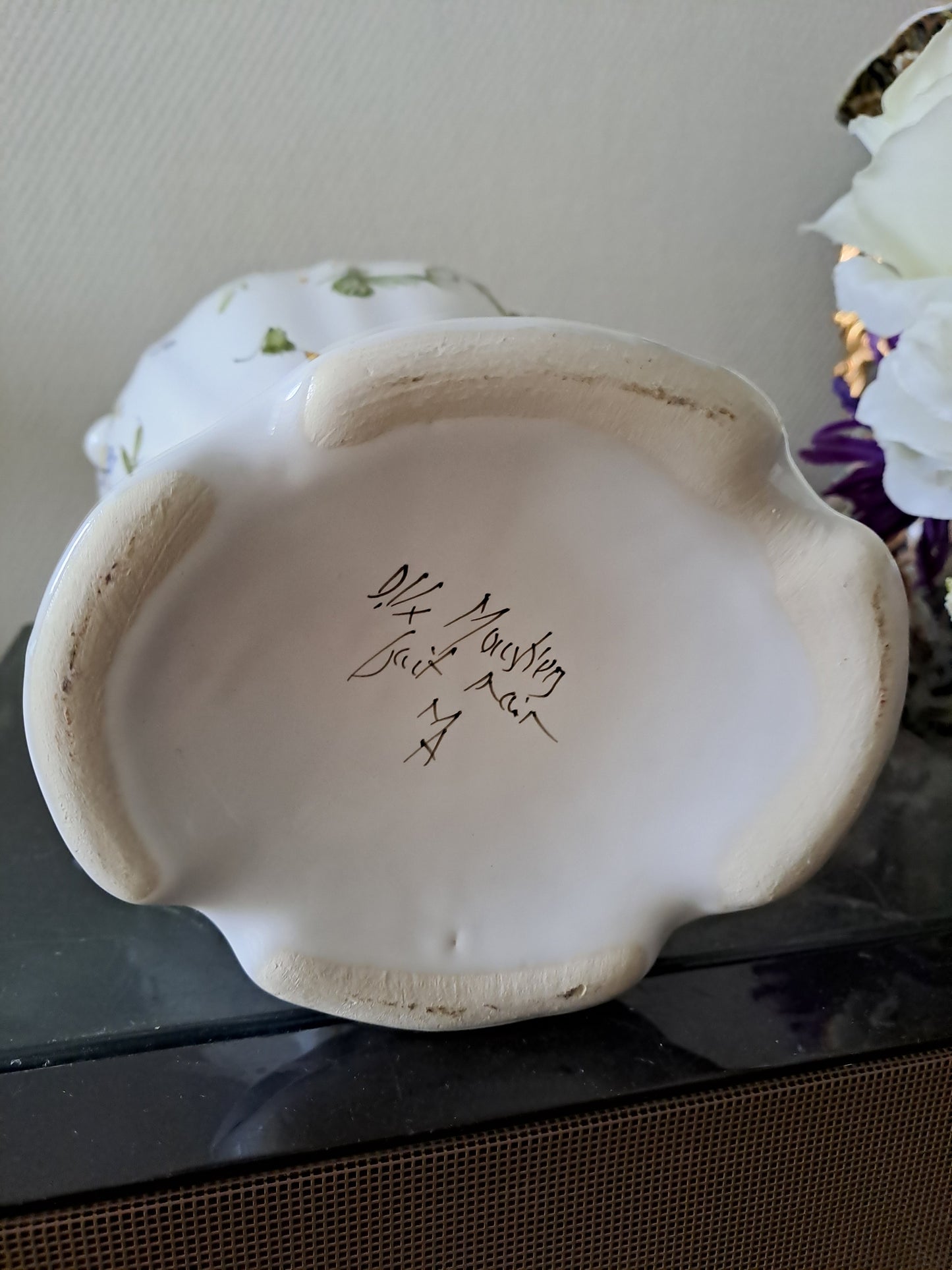 Vase Moustiers. Peint à la main.