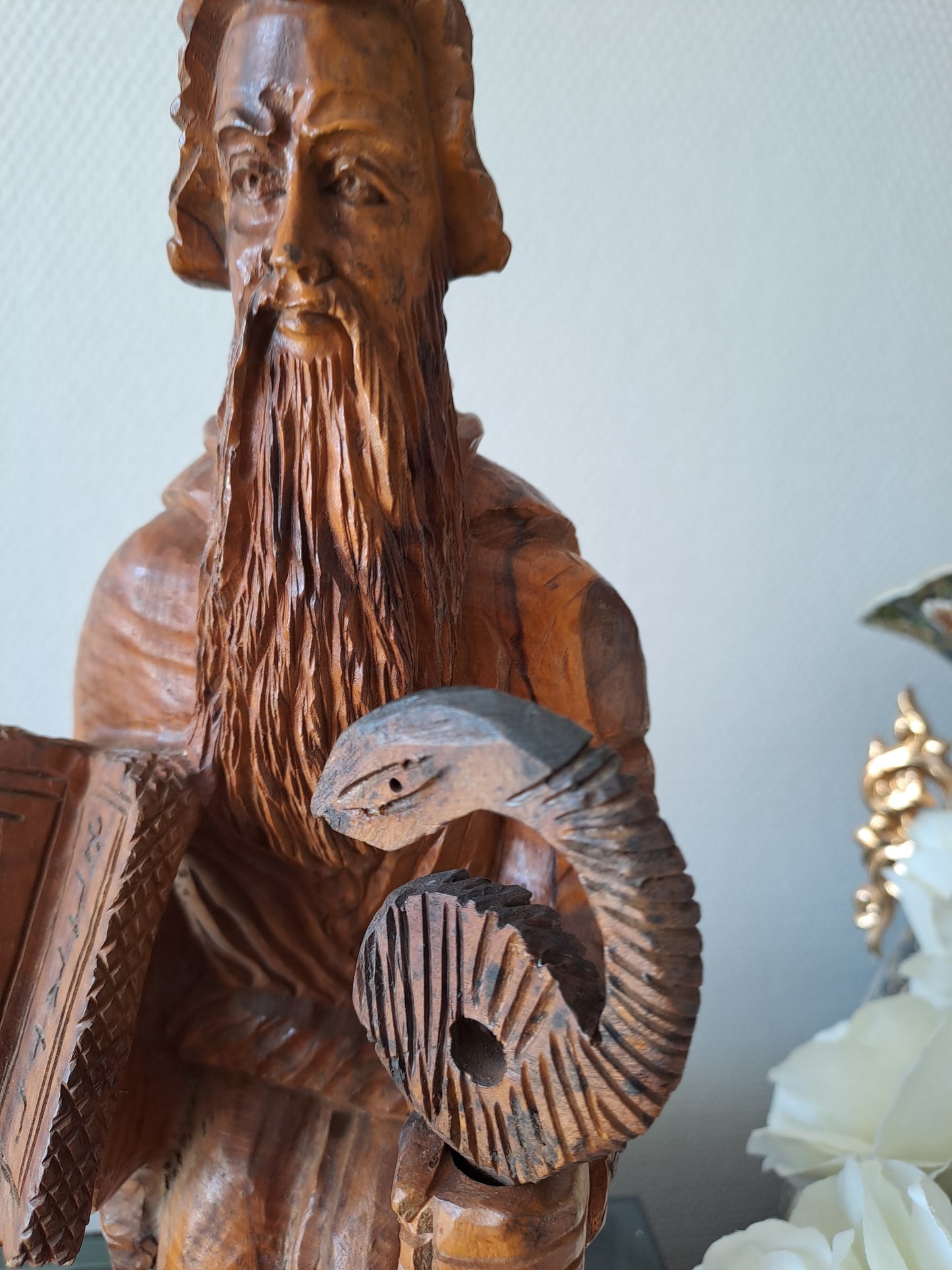Statue/ Sculpture en bois représentant Moïse avec les tables de la lois et le serpent d'airain. Ancien decoration vintage catholique.