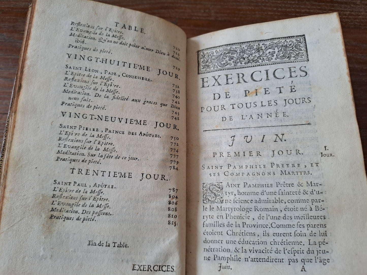 Année chretienne. Juillet 1718. Exercices de piété pour tous les jours. 1718. Ancien livre vintage catholique.