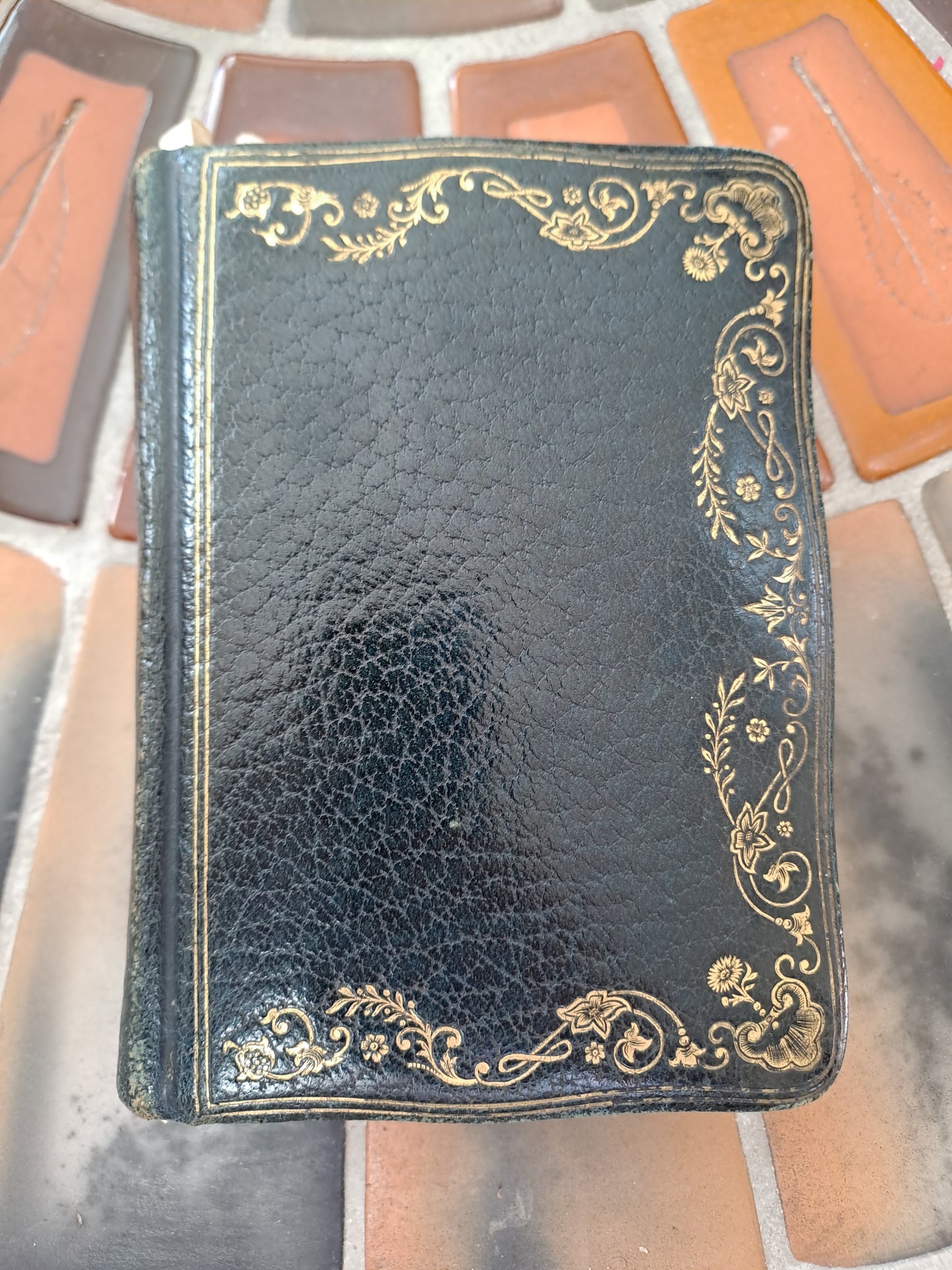 Missel de la nativité. Imprimatur. Ancien livre vintage catholique.