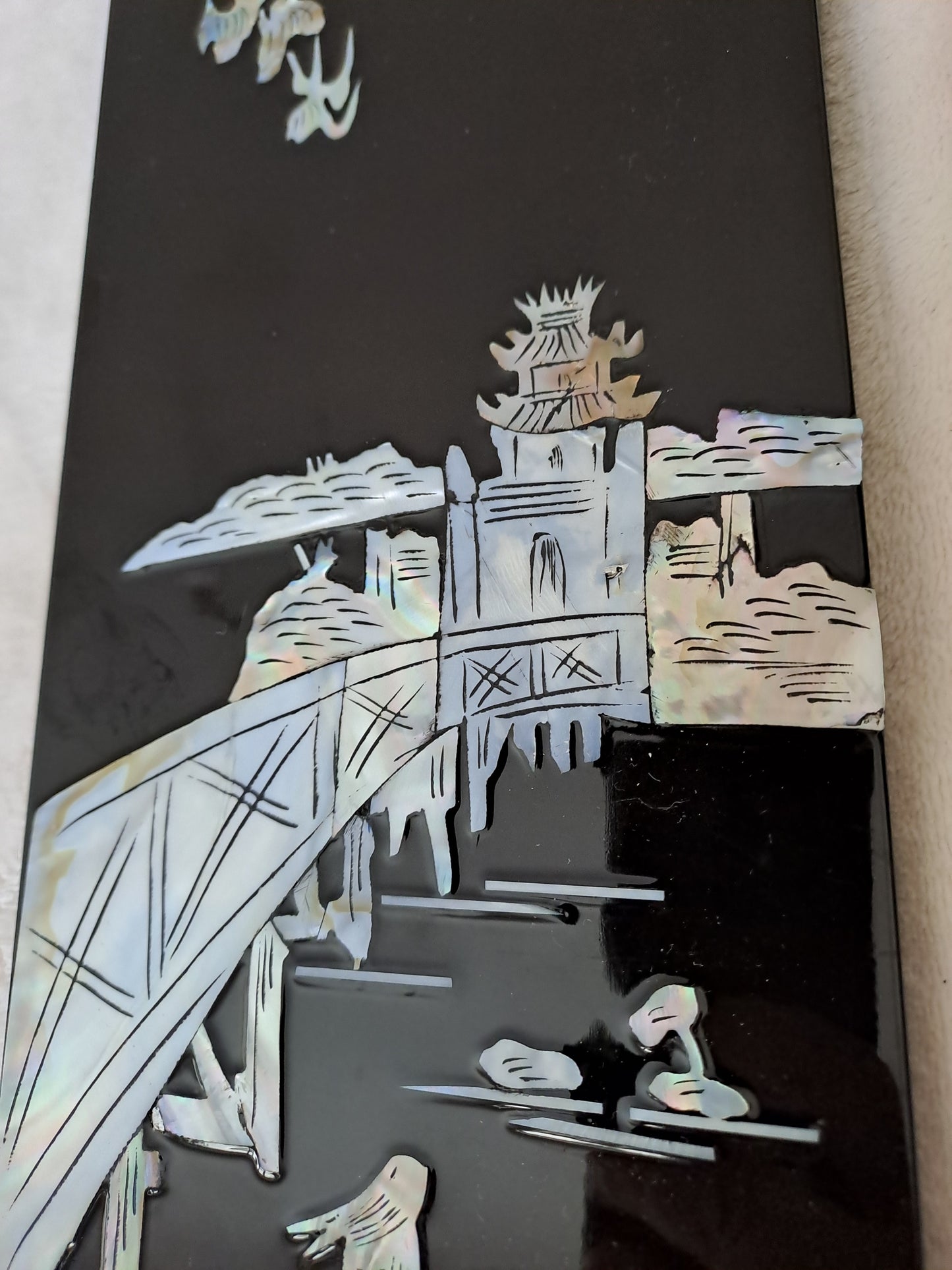 Panneau De Laque Marquetés Instration De Nacre.