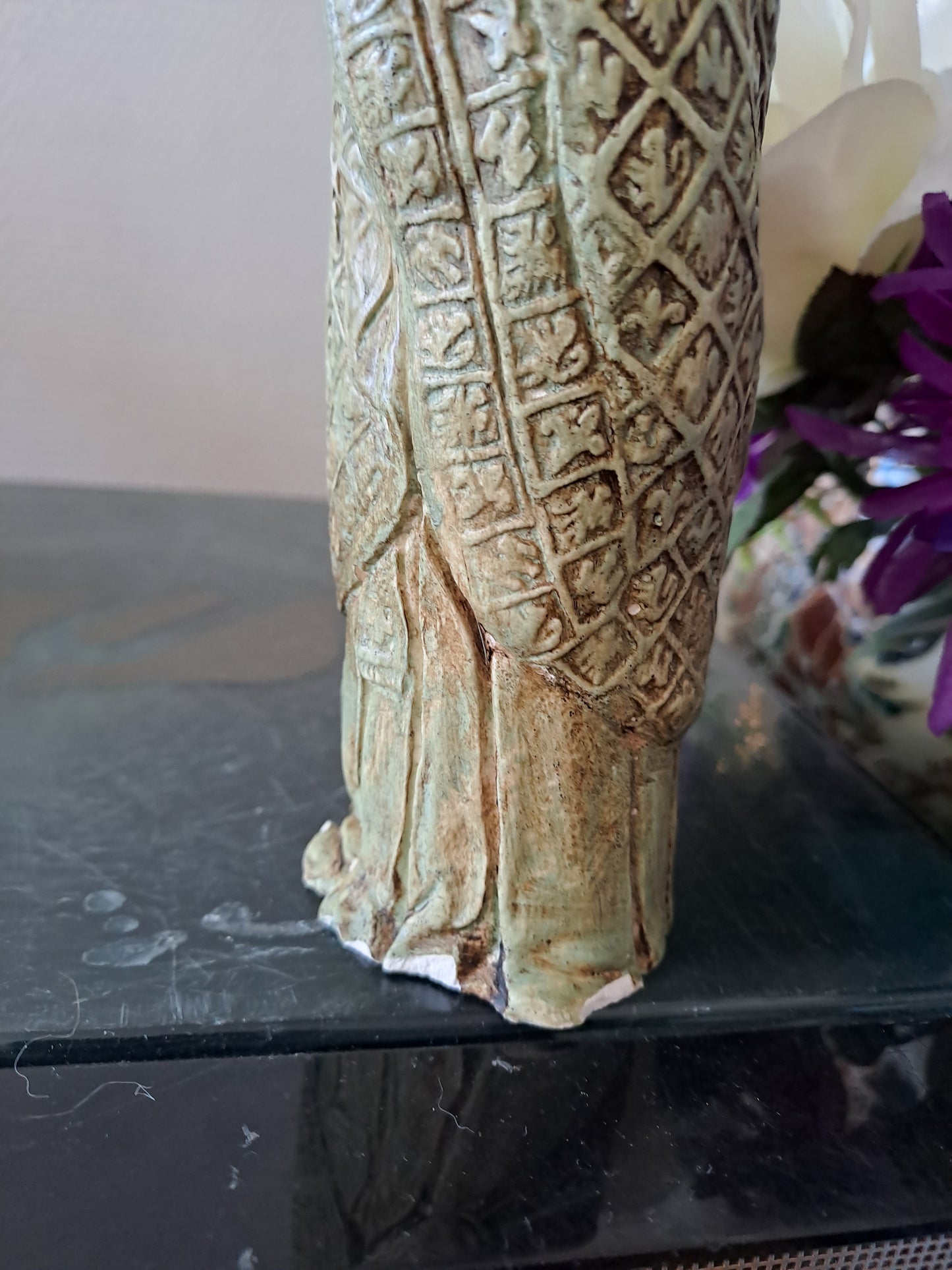 Statue en plâtre. Saint curé d'ars. Saint Jean-Marie Vianney.