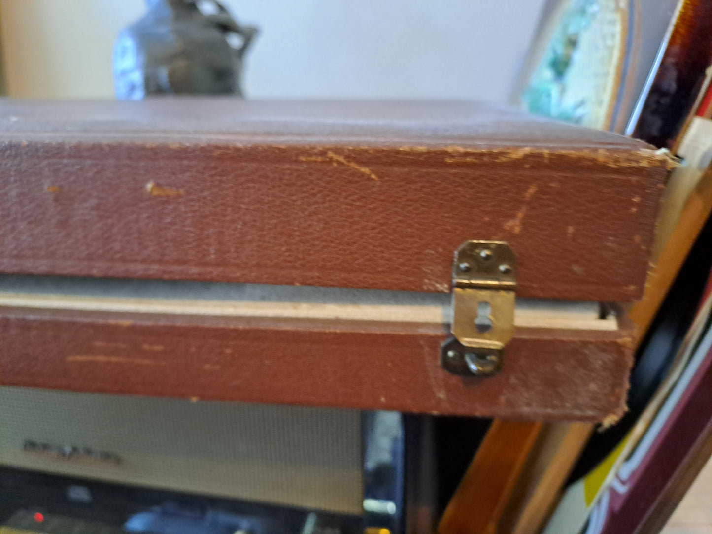 Salerons et porte-couteaux. Art deco. Années 20. Signé.