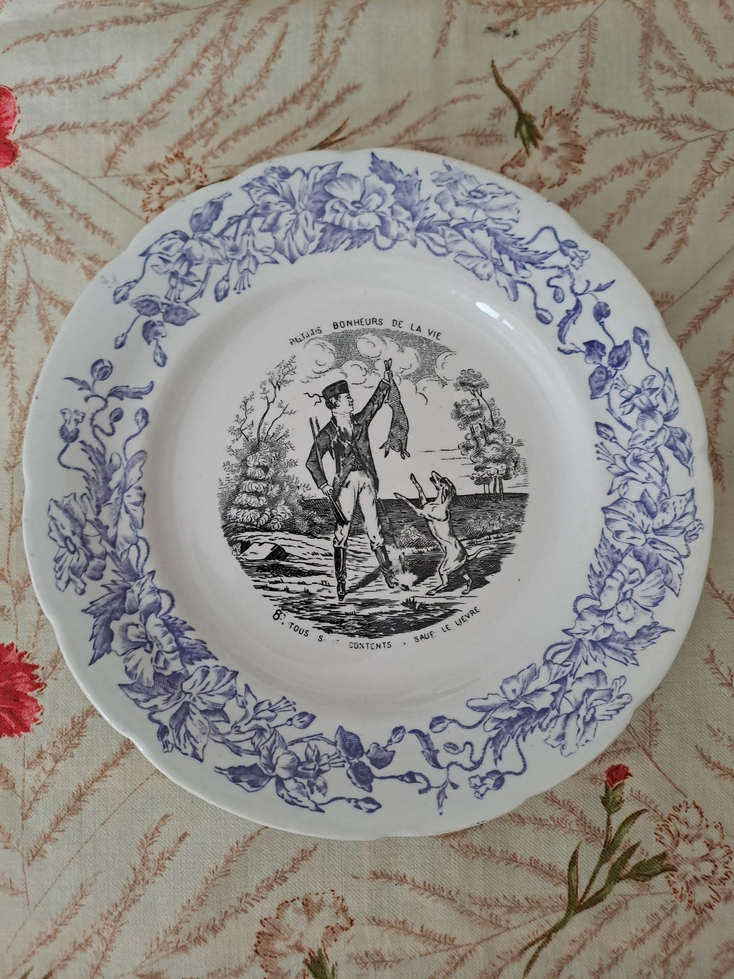 Assiette décorative Parlante. Les petits bonheurs de la vie. N°8. Choisy Le Roi.