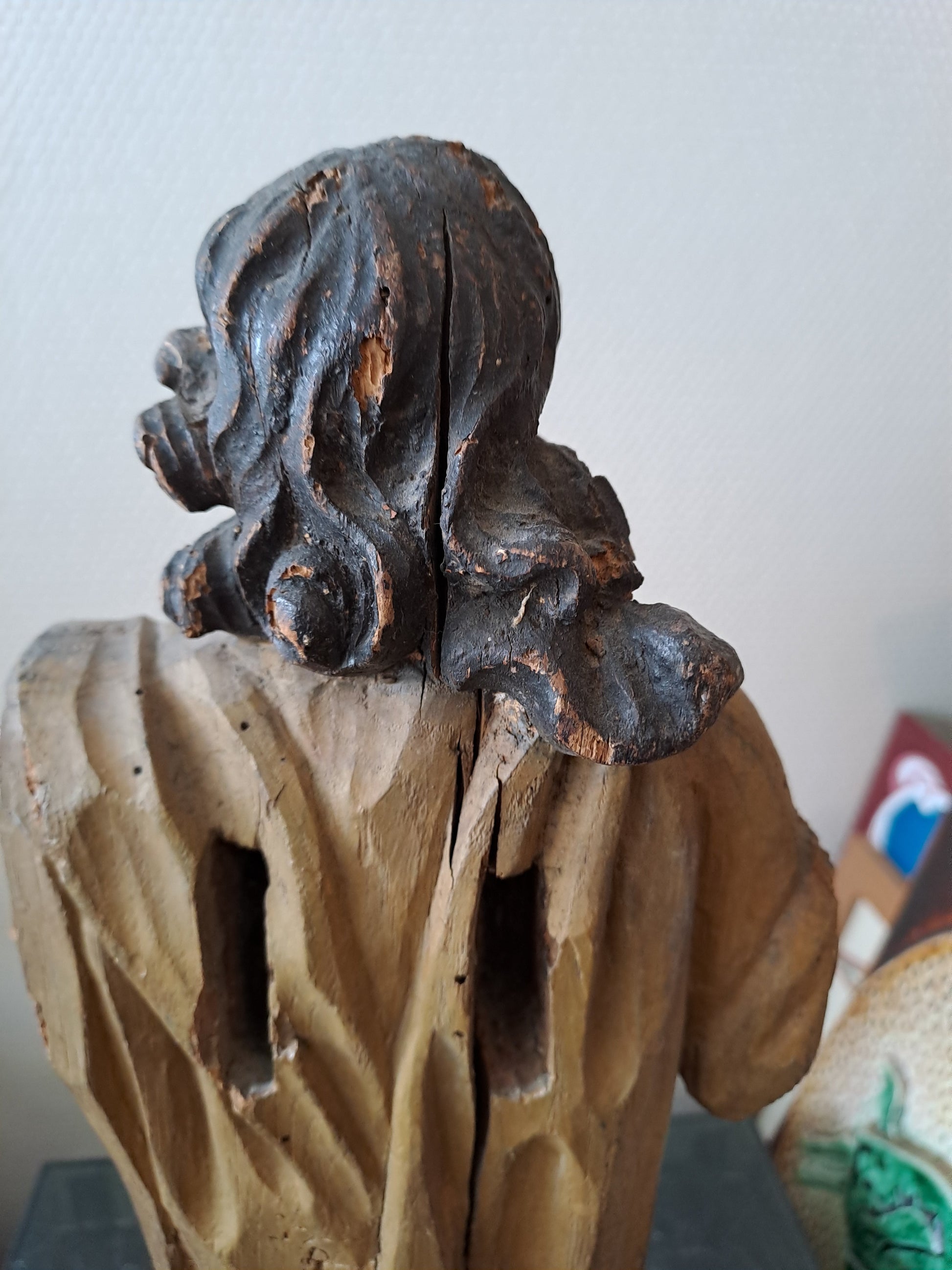 Statue en bois Polychrome. Représentant Saint Jean-Baptiste. 1ere moitié du XVIII eme. Ancien Vintage catholique. 