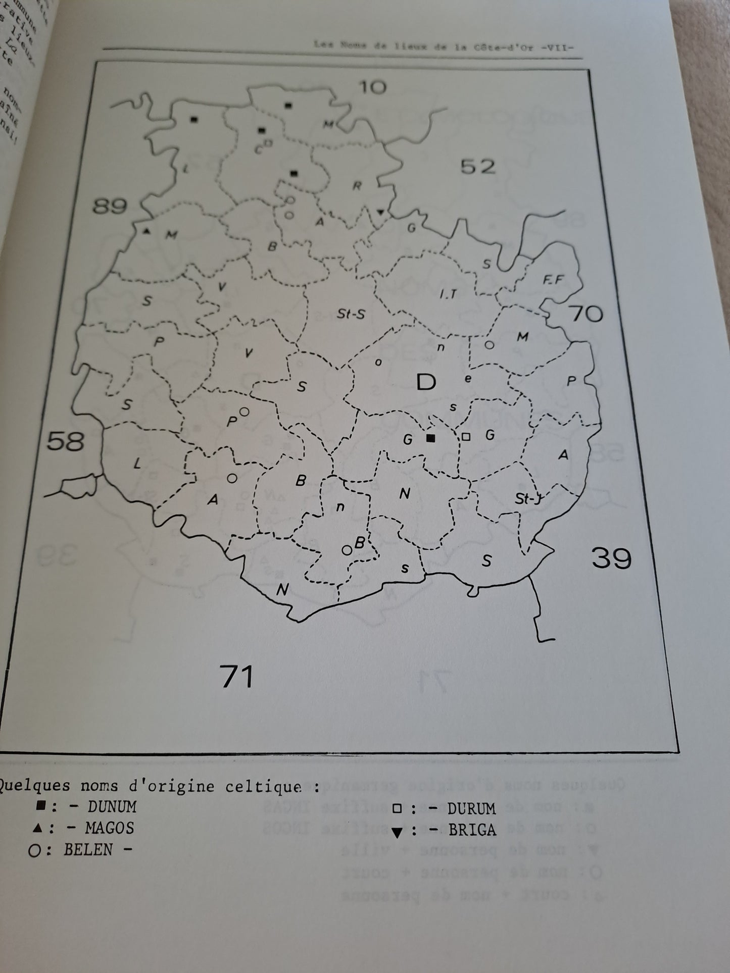 Livre. Les noms de lieux de Bourgogne. La Côte-d'Or.