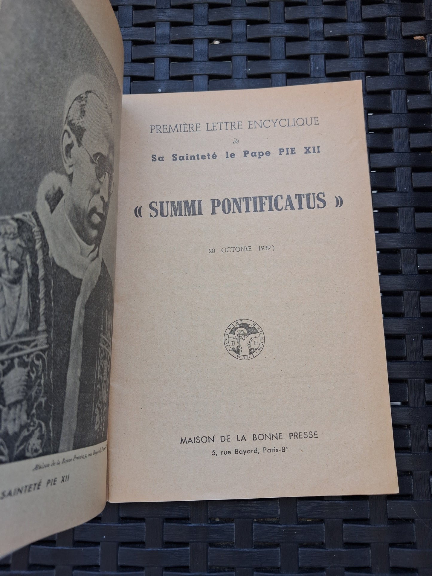 Encyclique summi pontificatus pie XII Ancien livre vintage pape catholique