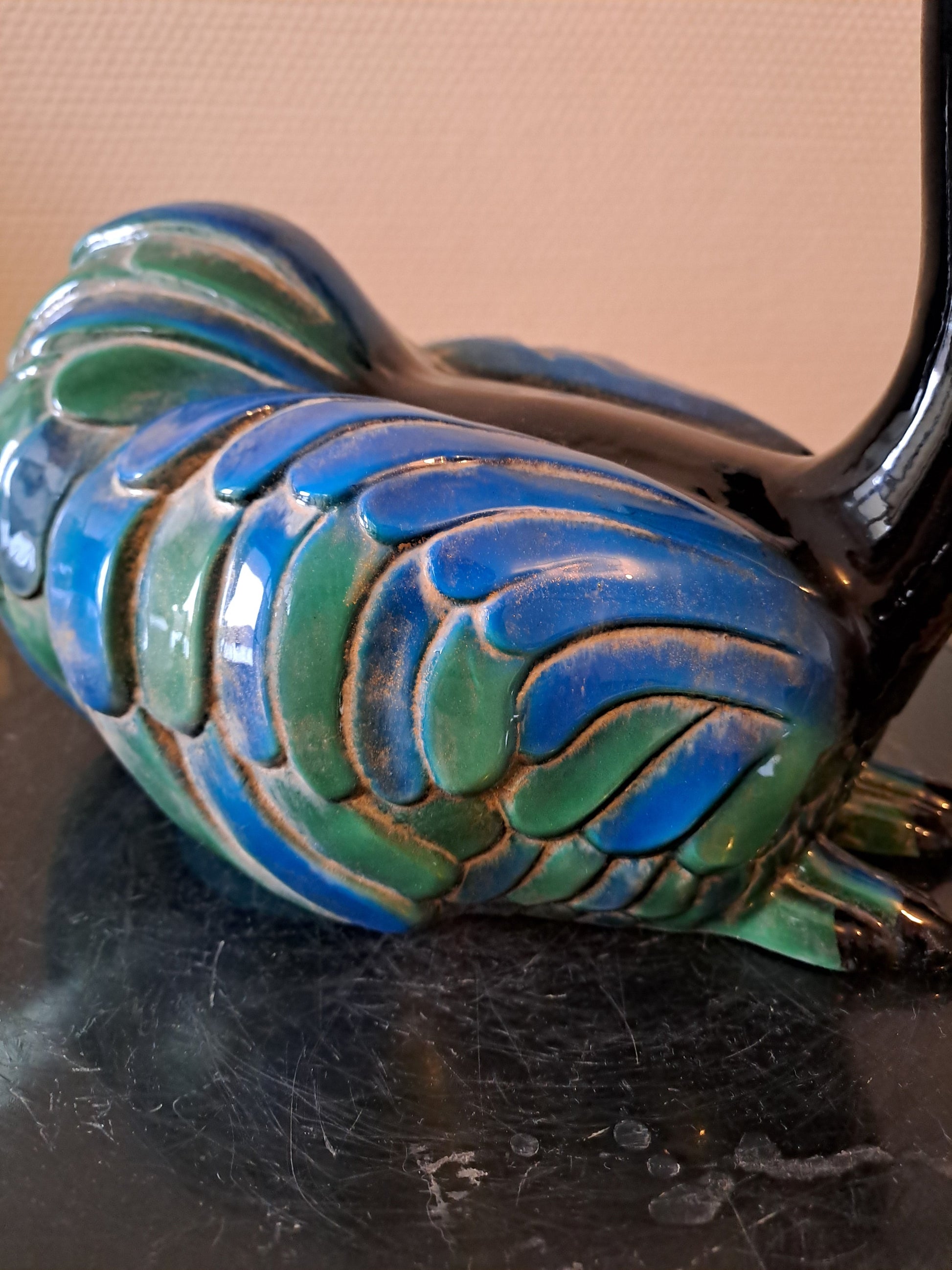 Statue autruche Hollywood Regency. 27.5 Cm X 27 Cm X 16 Cm.