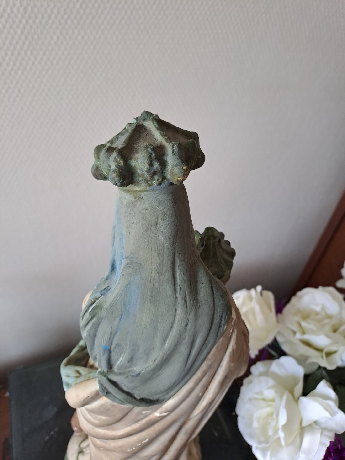 Statue representant Notre-Dame des Victoires. 45 cm. N°3. Ancien Vintage