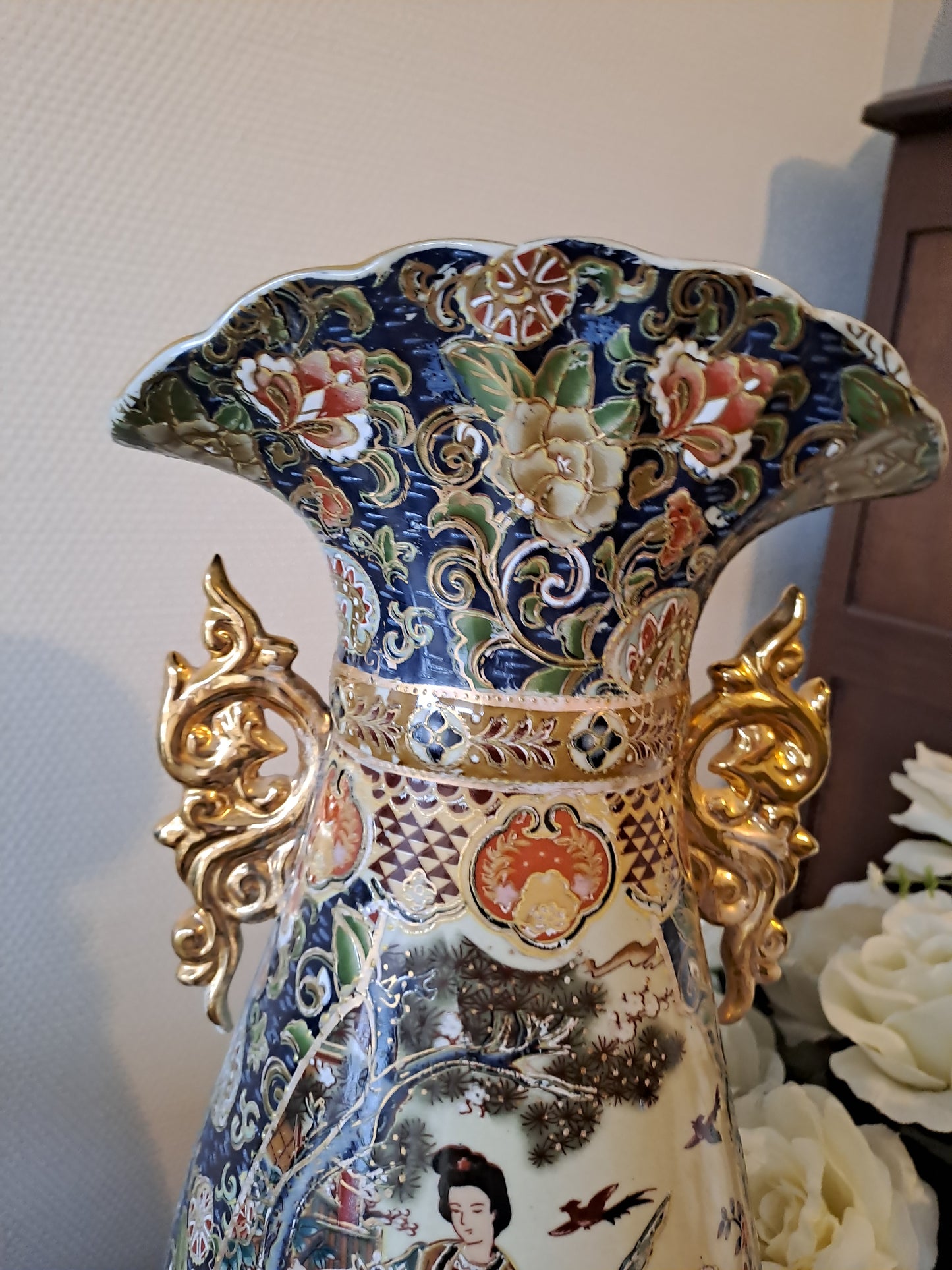 Grand Vase. Satsuma ( dans le goût).