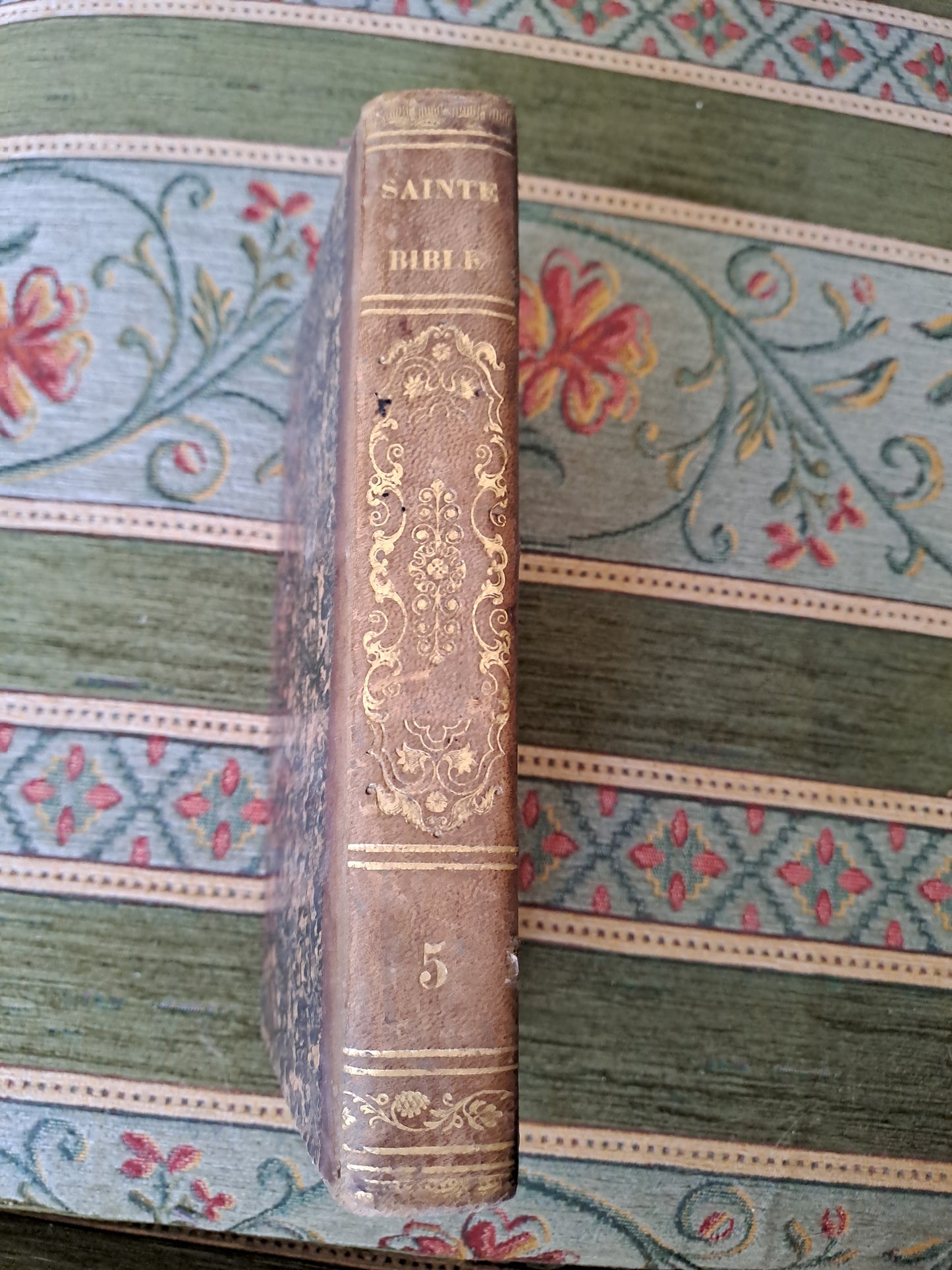 Bible. T5. 1835. R P De Carrières Commentaires De Menochius.