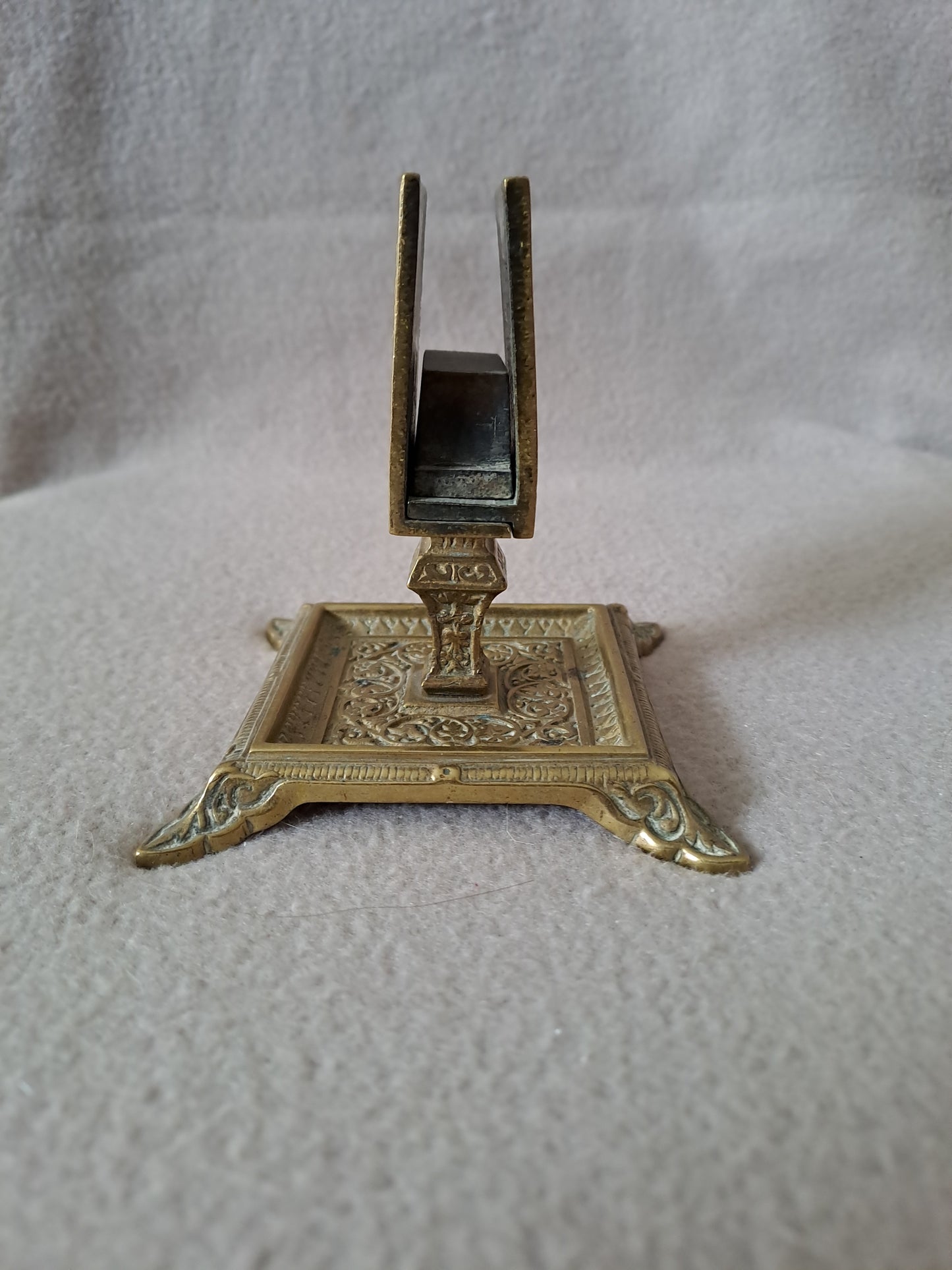 Porte allumettes/ Pyrogène.