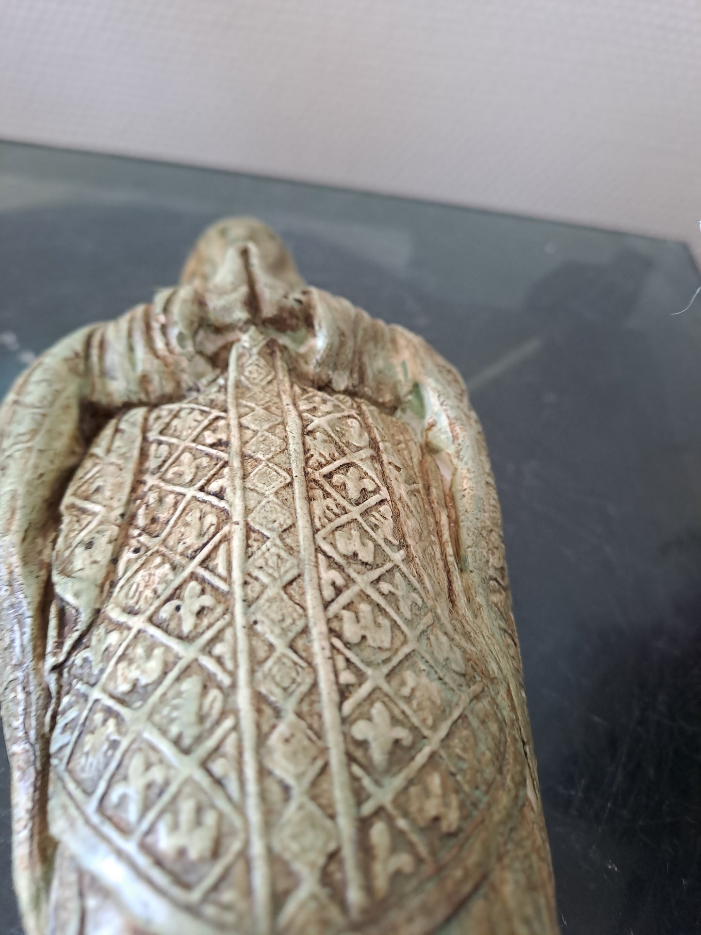 Statue en plâtre. Saint curé d'ars. Saint Jean-Marie Vianney.