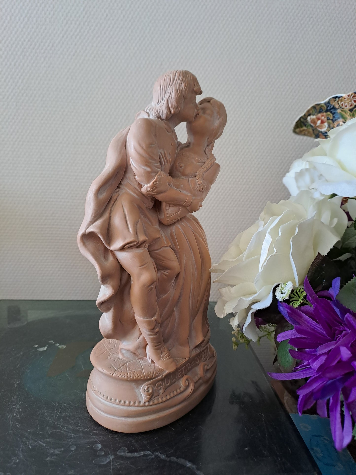 Statue Représentant Roméo et Juliette. Signé et numéroté.