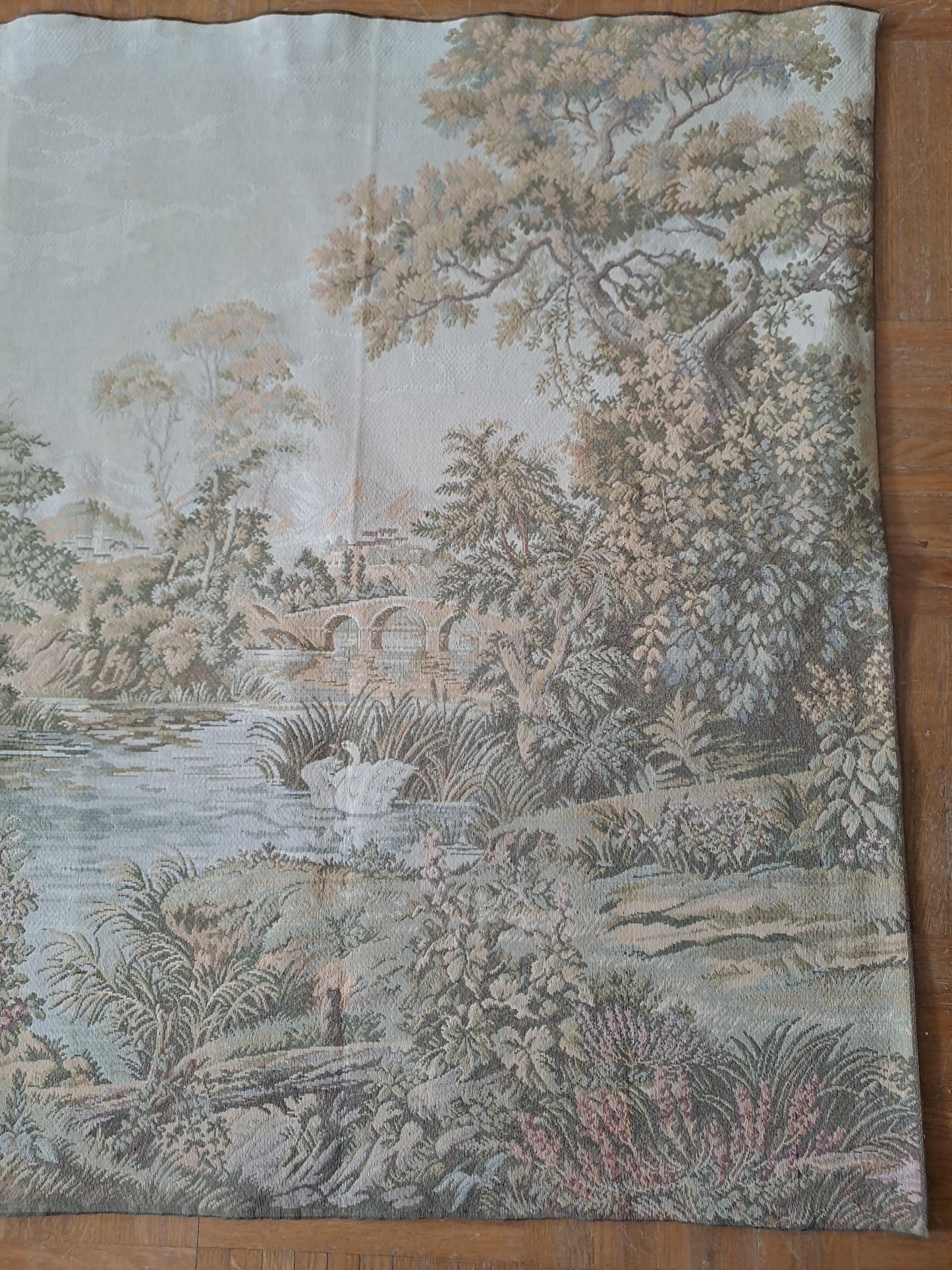 Tapisserie Murale Française. Paysage Romantique.