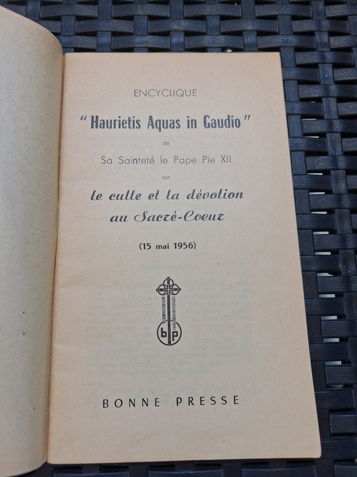 Encyclique haurietis aqua in Gaudio Ancien livre vintage pape catholique