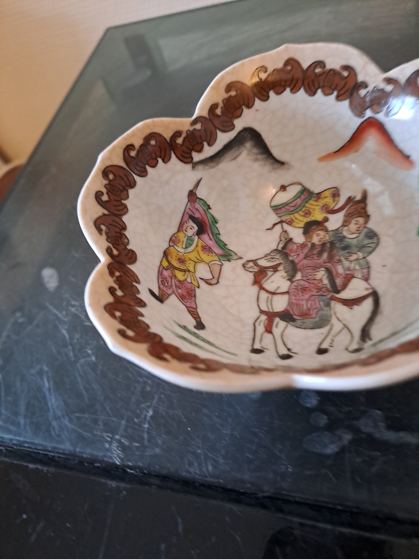 Bol Riz Chinois 1. Porcelaine. Peint à la main. Asiatique. Signé En Rouge. Ancien decoration vintage.