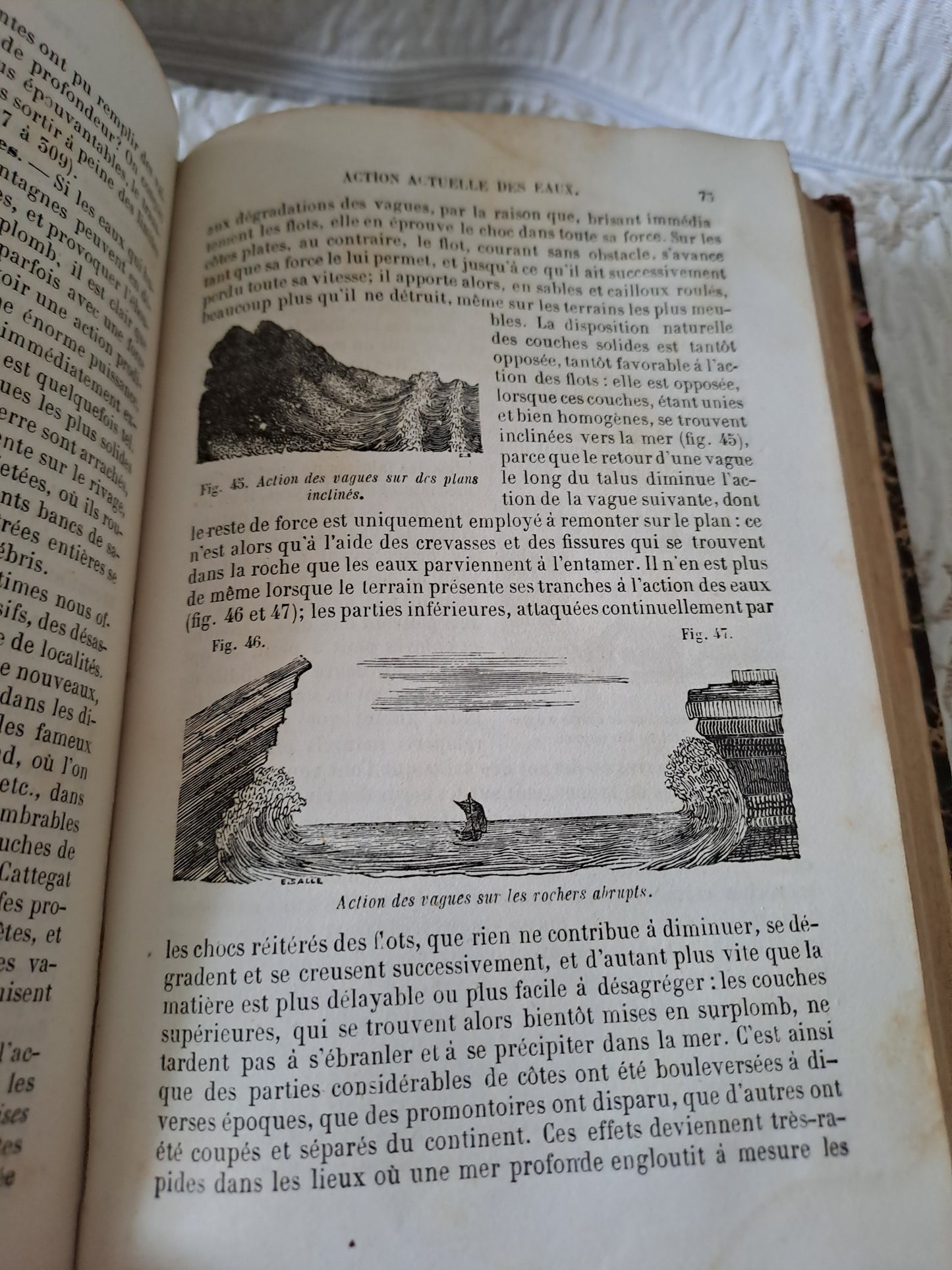 Cours élémentaire d'histoire naturelle  minéralogie et géologie. Par Beudant. 1858. Ancien livre vintage catholique.
