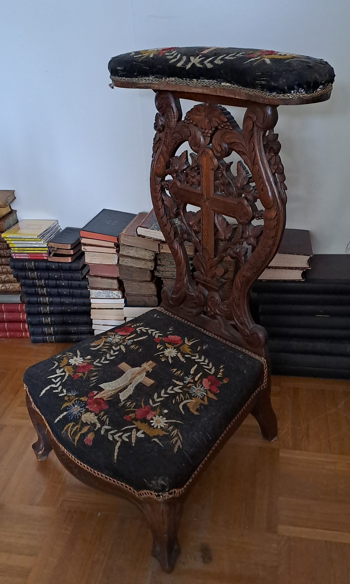 Prie-Dieu Napoléon III. Bois Sculpté. Ancien Vintage catholique.