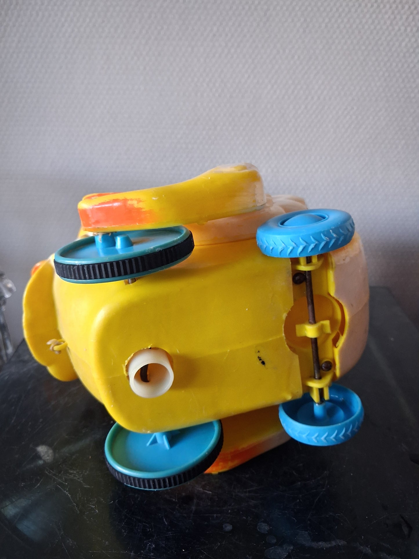 Jouet canard sur roulette années 50 ancienne decoration vintage