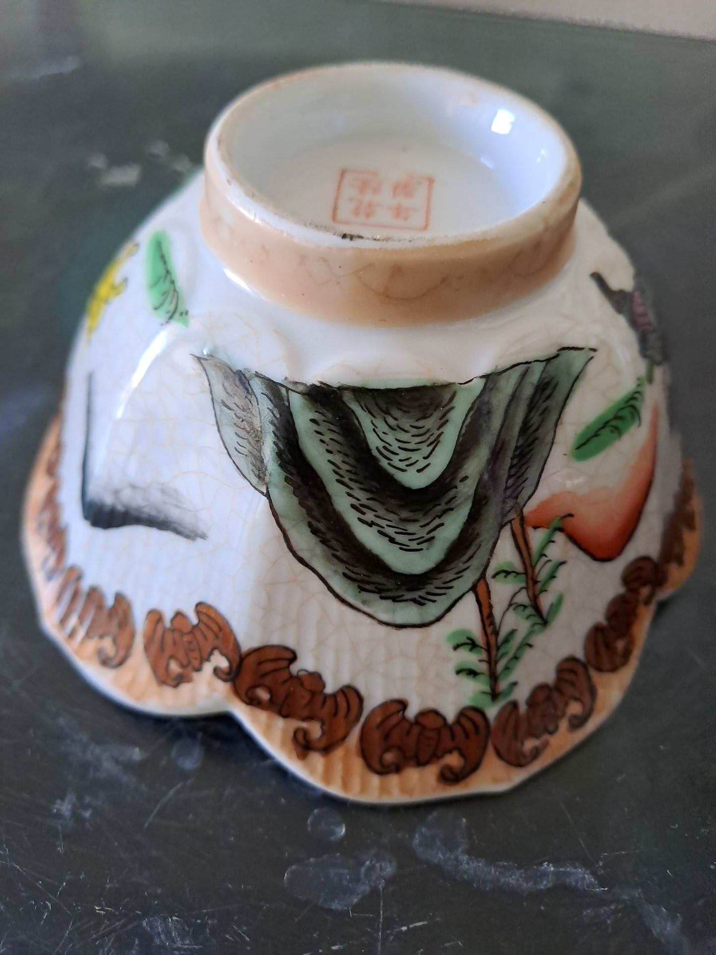 Bol 2 chine. Porcelaine forme Fleur de Lotus. Chine  Signé En Rouge