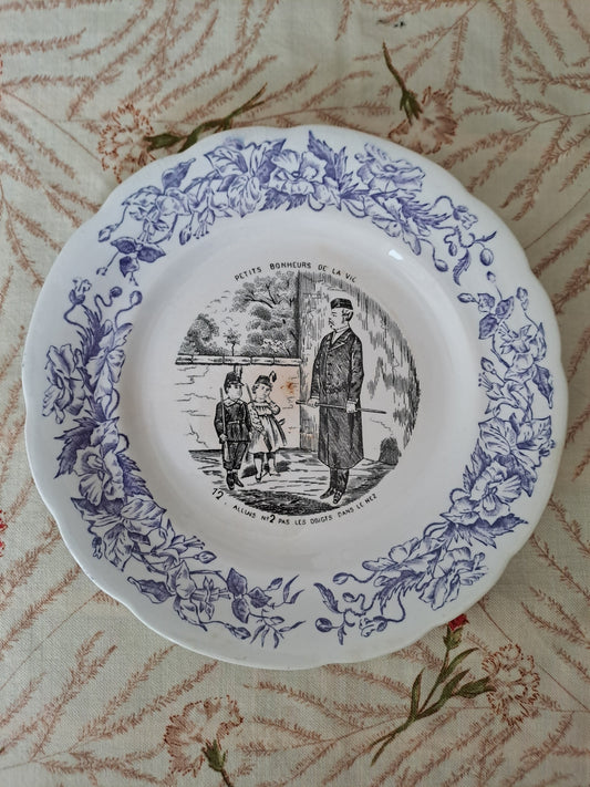 Assiette décorative Parlante. Faïence. H. B. Choisy Le Roi. N°12.