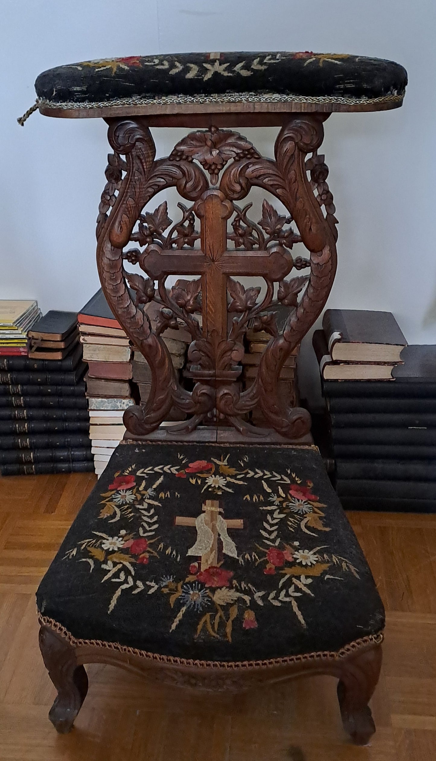 Prie-Dieu Napoléon III. Bois Sculpté. Ancien Vintage catholique.