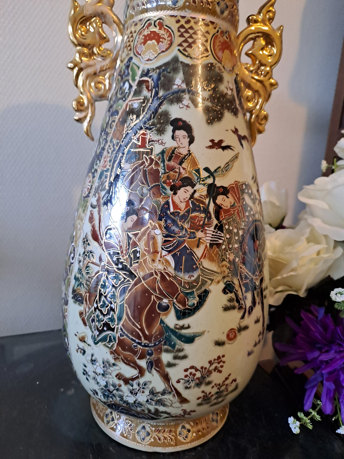 Grand Vase. Satsuma ( dans le goût).