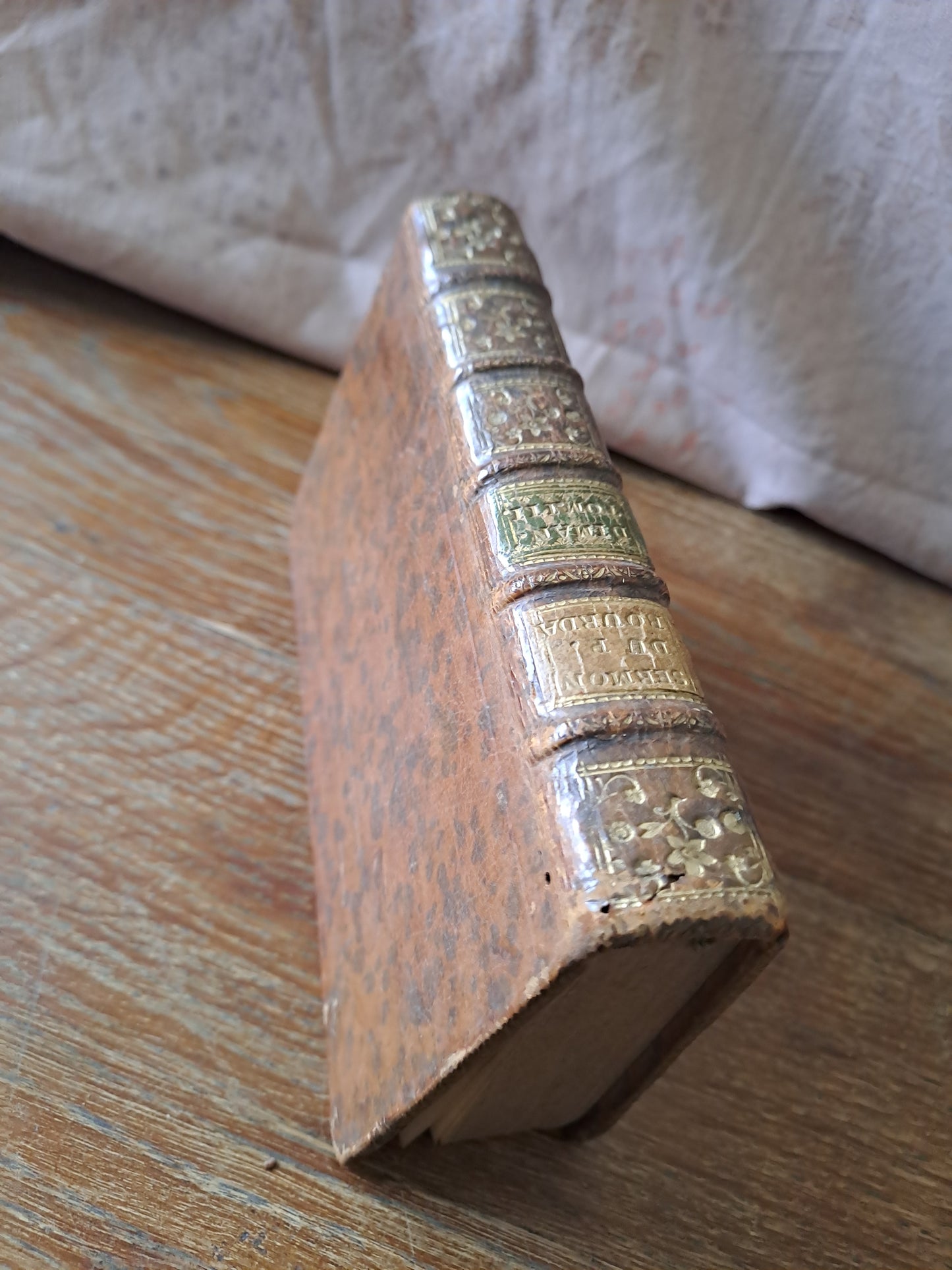 Sermons du Père Bourdaloue. T3. 1750.